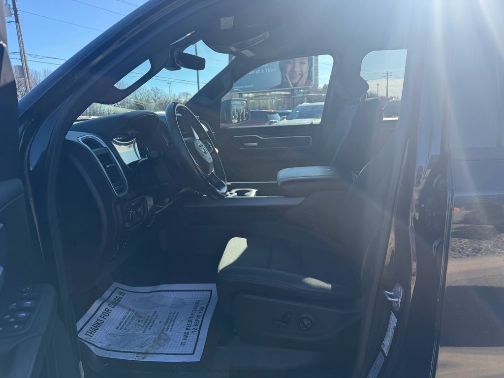 2020 RAM 1500 Big Horn Crew Cab 4x4 5'7" Box