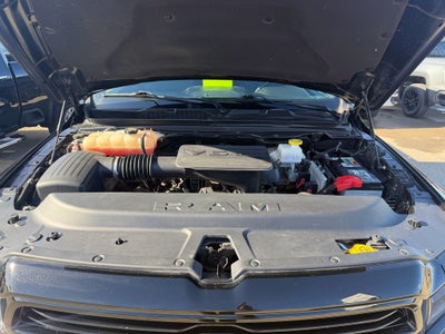 2020 RAM 1500 Big Horn Crew Cab 4x4 5'7" Box