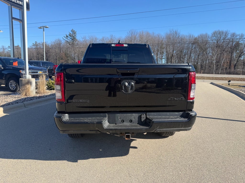 2020 RAM 1500 Big Horn Crew Cab 4x4 5'7" Box