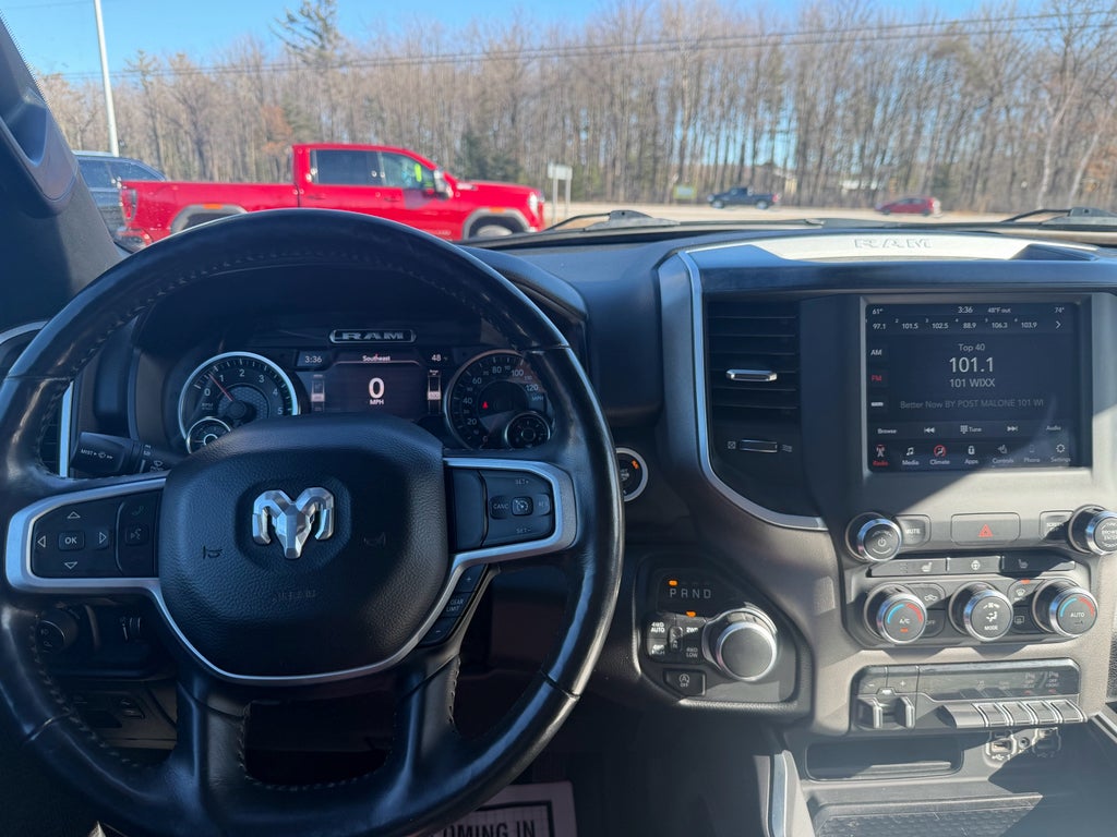 2020 RAM 1500 Big Horn Crew Cab 4x4 5'7" Box