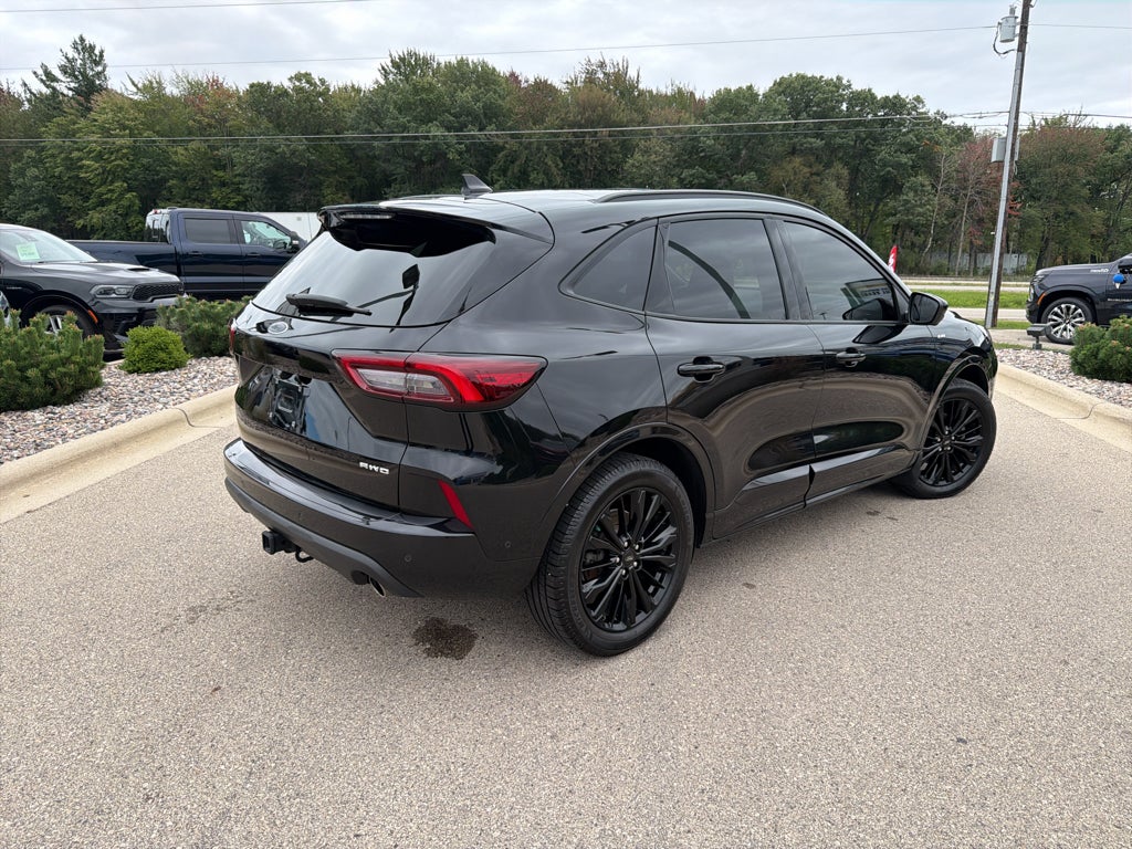 2023 Ford Escape ST-Line Elite