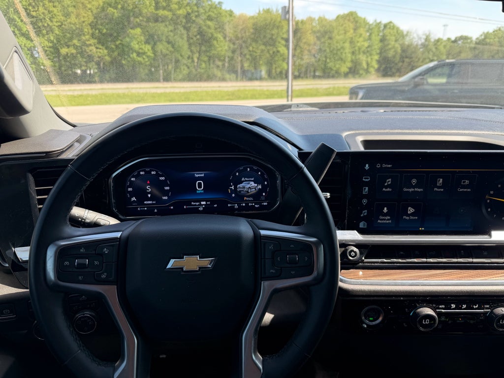 2024 Chevrolet Silverado 1500 LT (2FL)