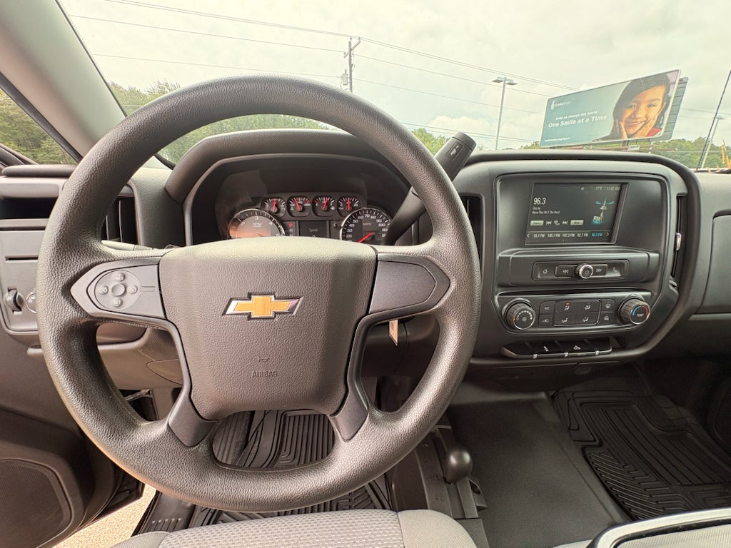 2018 Chevrolet Silverado 1500 Custom
