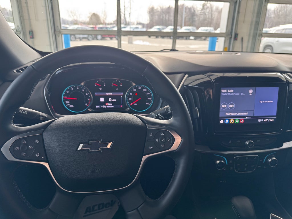 2023 Chevrolet Traverse RS