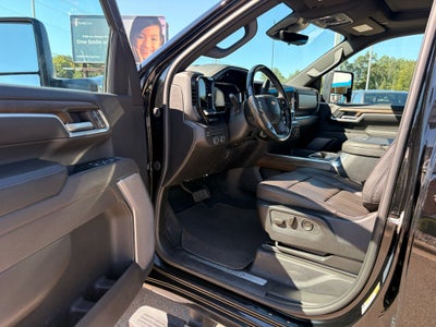 2025 Chevrolet Silverado 3500 HD High Country
