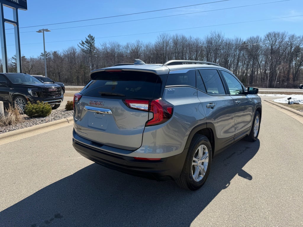 2023 GMC Terrain SLE