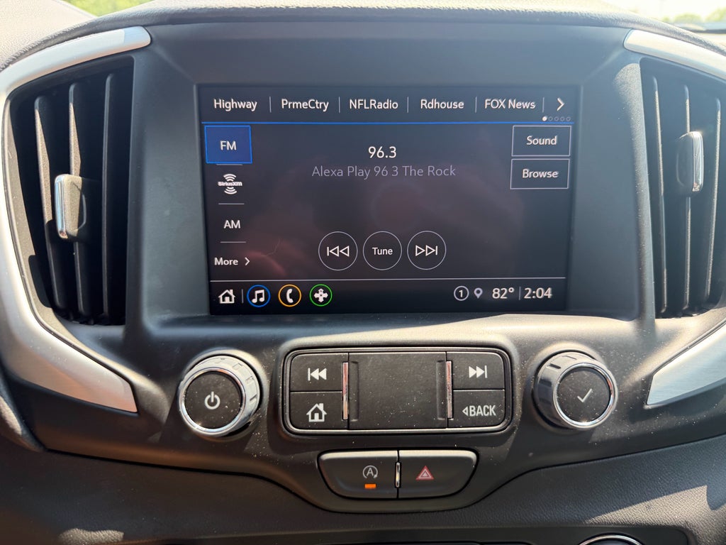2023 GMC Terrain SLT