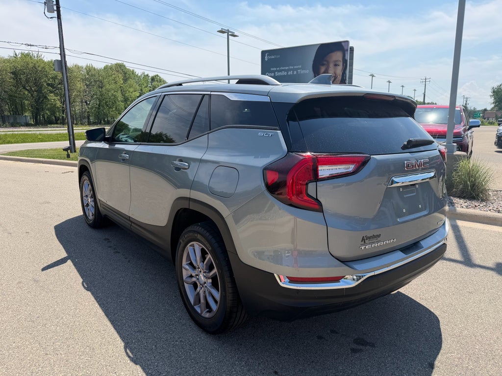 2023 GMC Terrain SLT