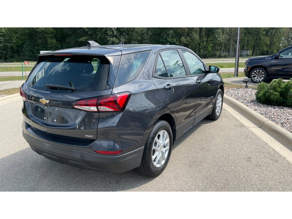 2022 Chevrolet Equinox LS
