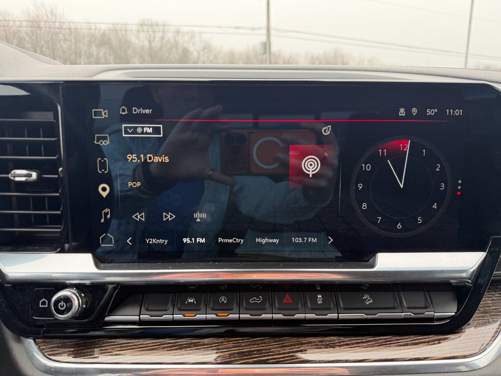 2025 GMC Sierra 1500 Elevation
