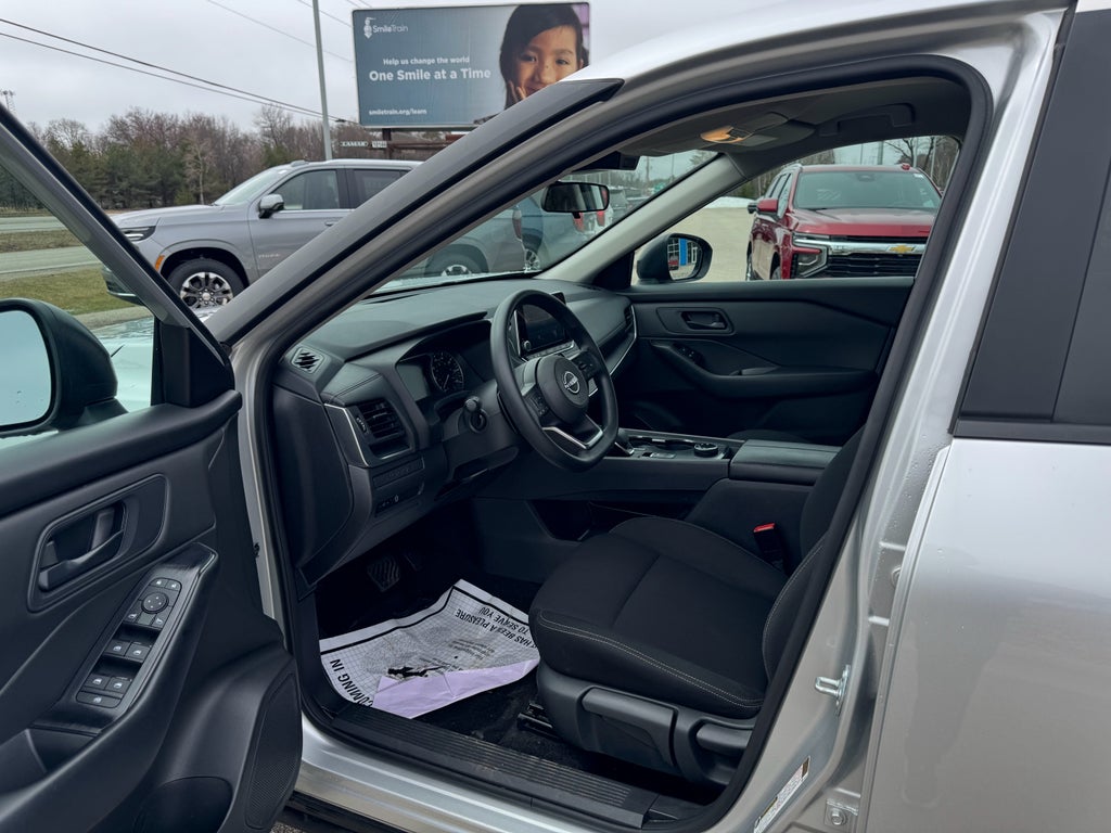 2024 Nissan Rogue S