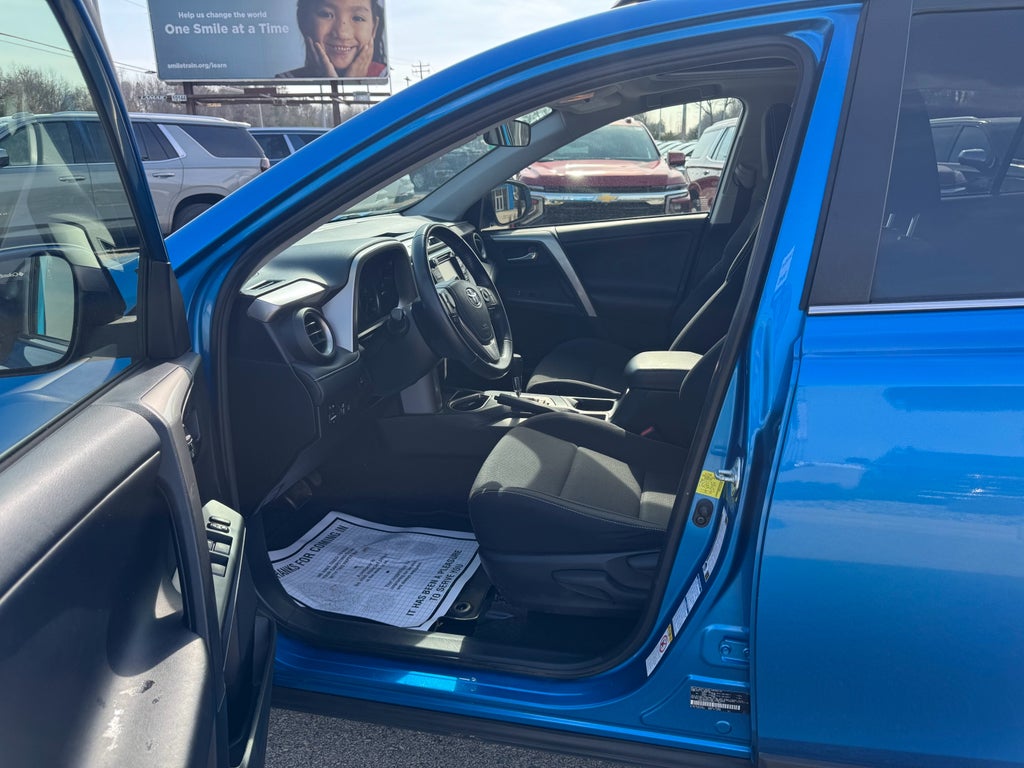 2017 Toyota RAV4 XLE