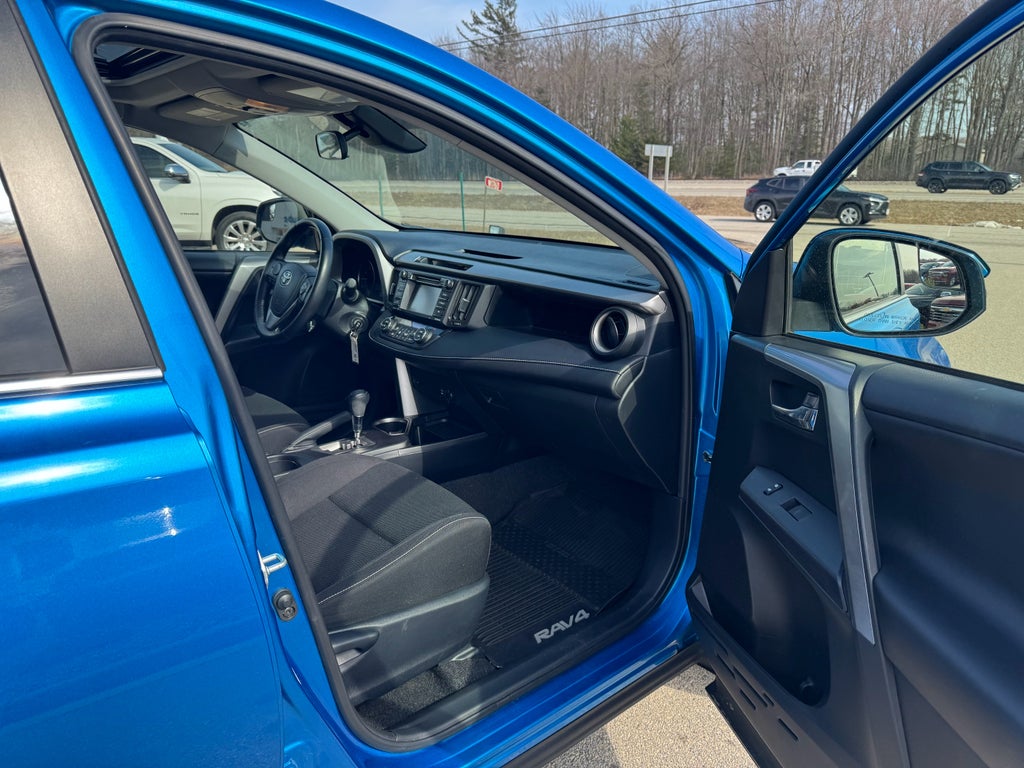 2017 Toyota RAV4 XLE