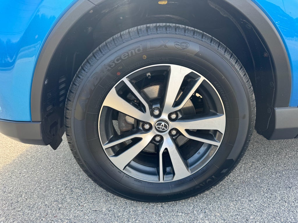 2017 Toyota RAV4 XLE